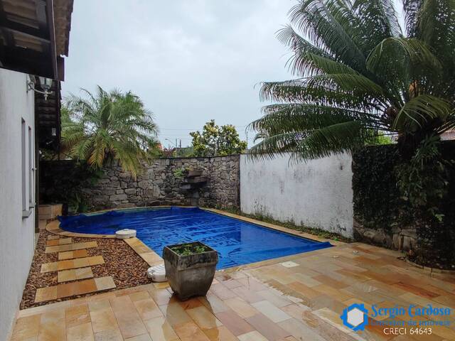 #1652 - Casa para Venda em Itanhaém - SP - 2