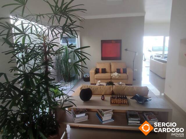 #1983 - Casa para Venda em Itanhaém - SP