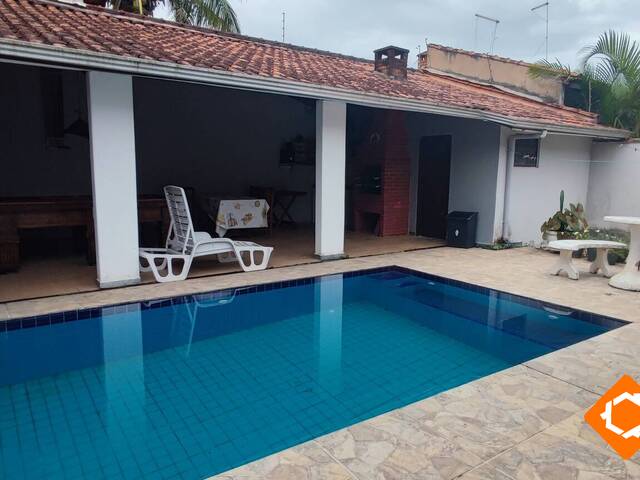 #1927 - Casa para Venda em Itanhaém - SP - 2