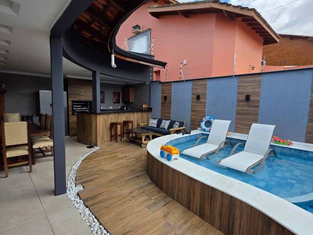 Casa para Venda em Itanhaém - 4