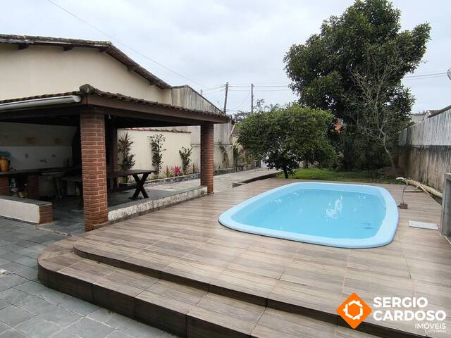 Casa para Venda em Itanhaém - 3