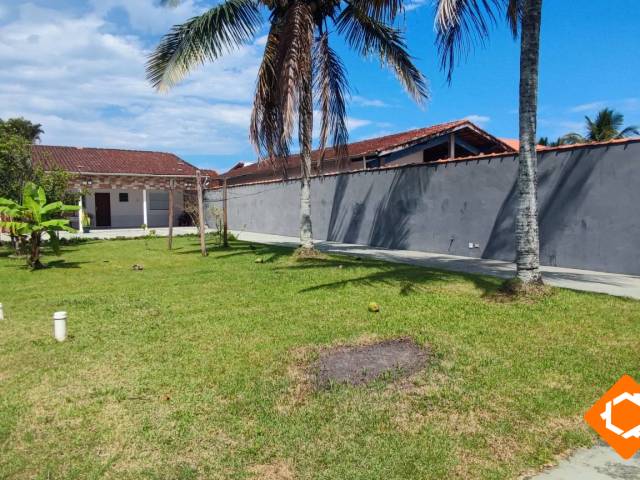 #2390 - Casa para Venda em Itanhaém - SP - 2