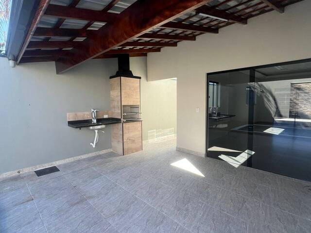 #2422 - Casa para Venda em Itanhaém - SP - 3