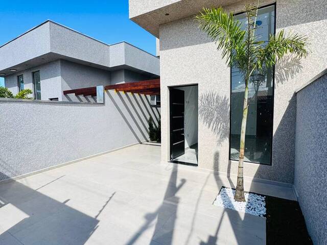 Casa para Venda em Itanhaém - 3