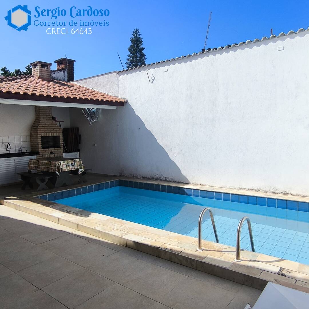 CASA 3 QUARTOS PISCINA E CHURRASQUEIRA 100 M MAR ITANHAÉM SP