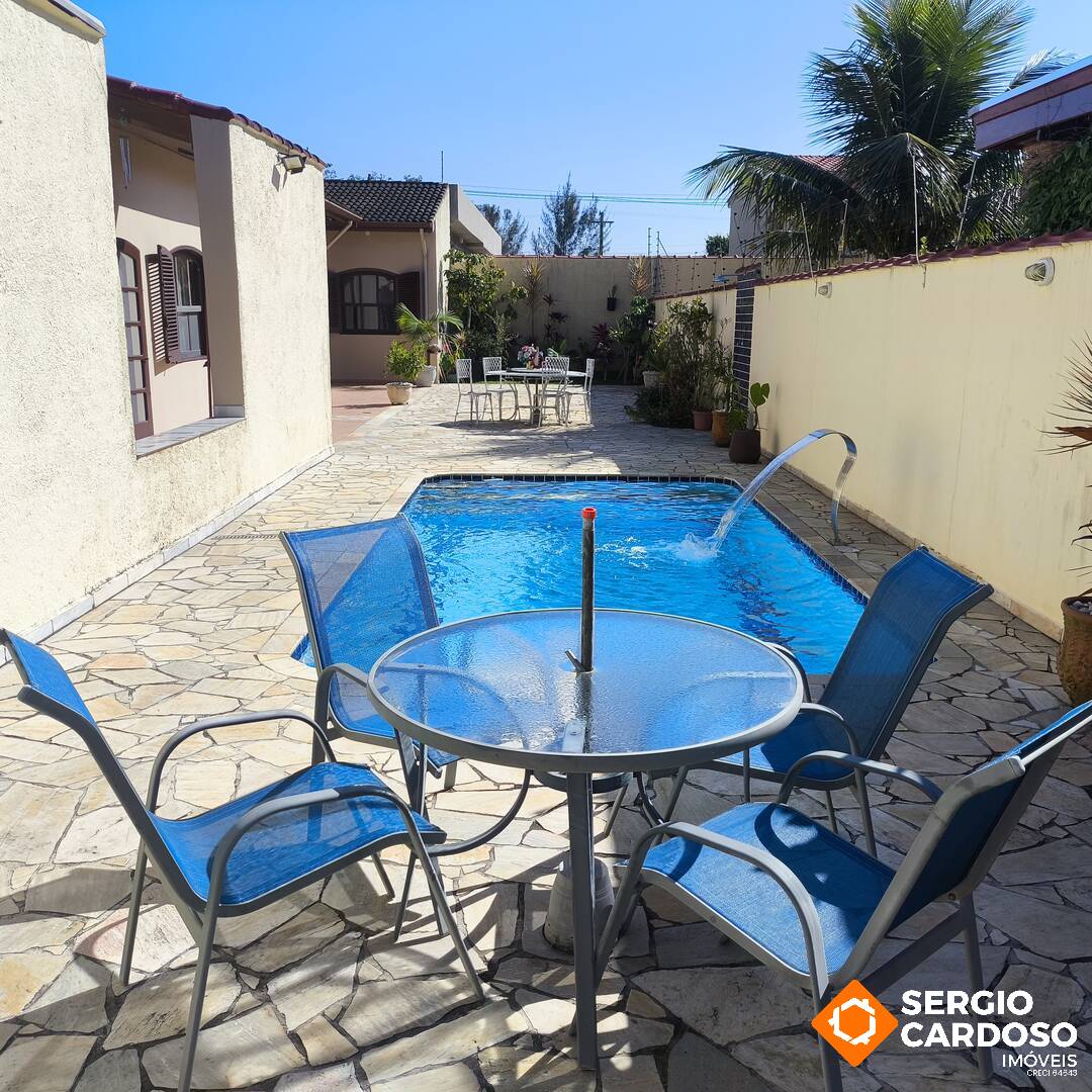 CASA AMPLA 3 QUARTOS 2 SUÍTES PISCINA LOCAL PRIVILEGIADO 250M MAR ITANHAÉM