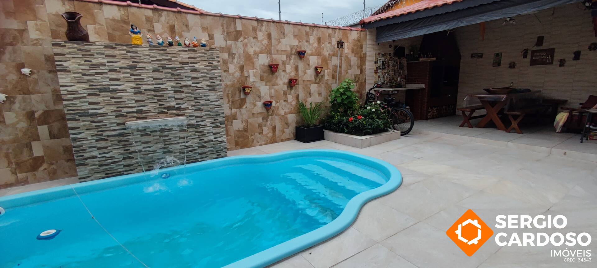 SOBRADO 2 SUÍTES PISCINA E ÁREA GOURMET LADO PRAIA ITANHAÉM SP