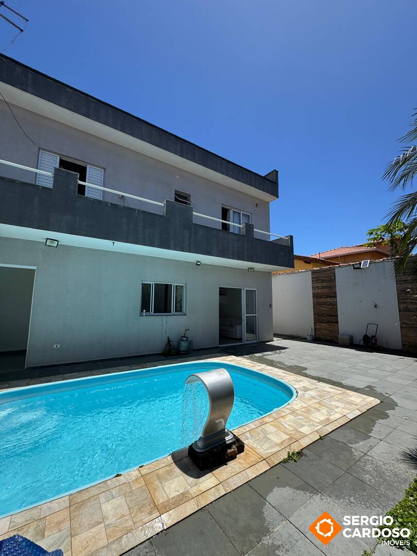 CASA DE ALTO PADRÃO 150M DO MAR! 4 QUARTOS E LINDA AREA DE LAZER - ITANHAEM