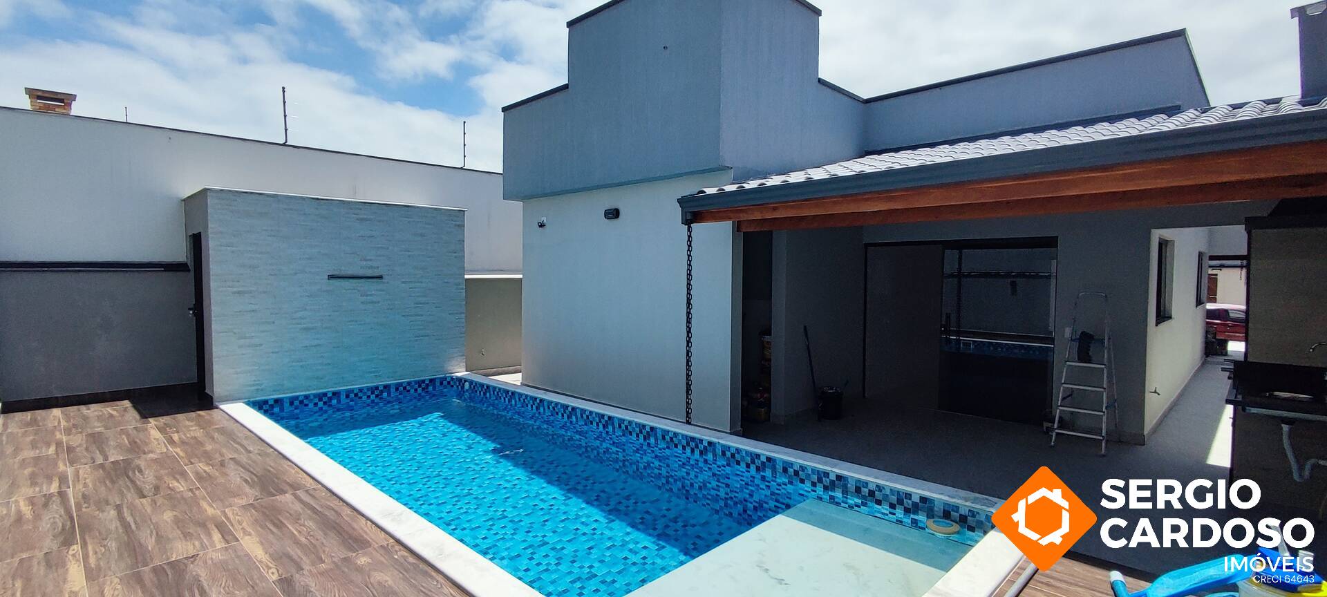CASA NOVA COM PISCINA A 100M DO MAR! 3 QUARTOS NO JD REGINA - ITANHAEM/SP