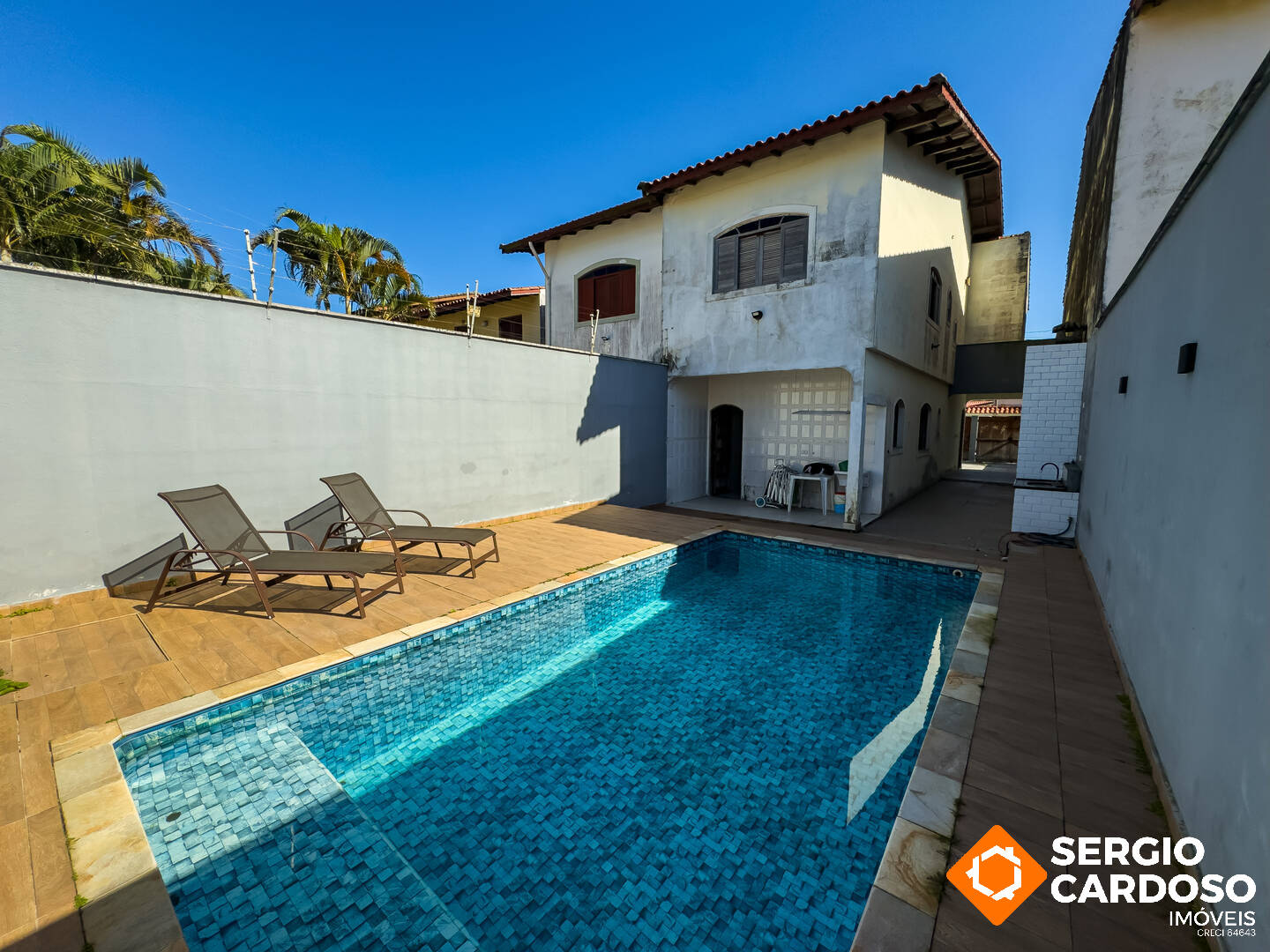 SOBRADO 3 QUARTOS PISCINA LOCAL PREMIUM 250M MAR  ITANHAÉM SP