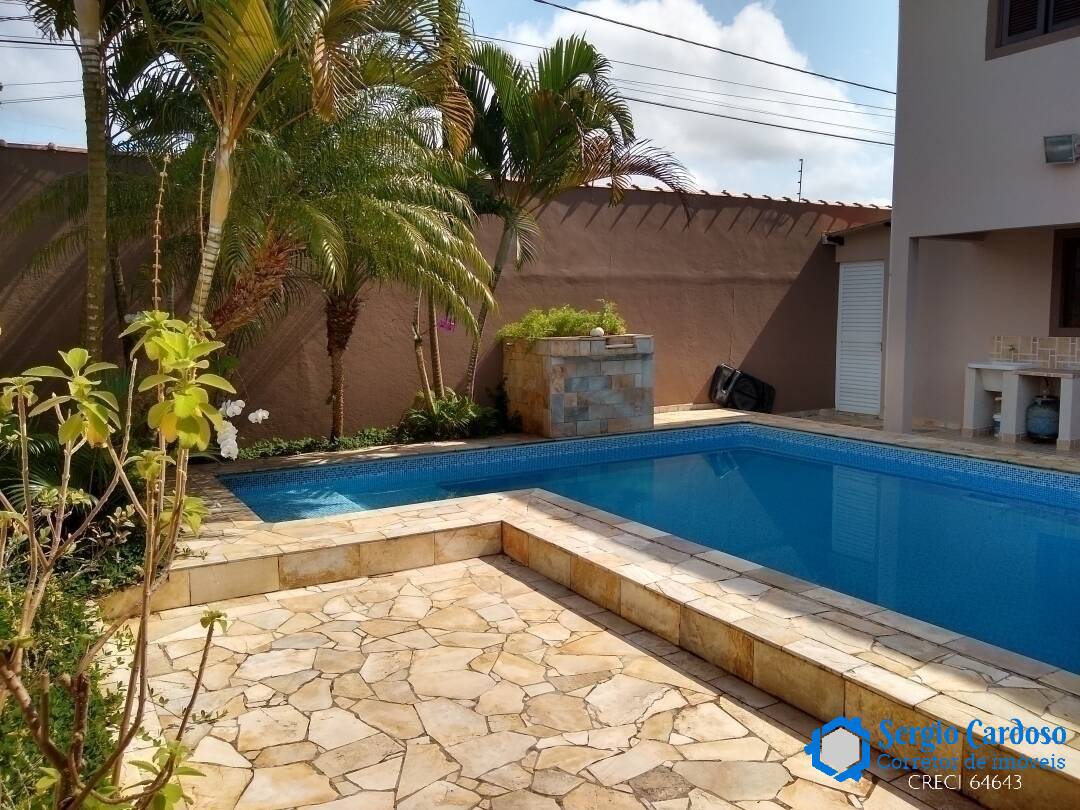 SOBRADO 3 QUARTOS SUÍTE  PISCINA E CHURRASQUEIRA 300 M MAR   ITANHAÉM SP