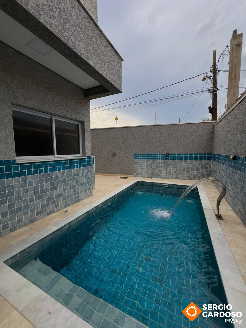 SOBRADO VISTA MAR 3 QUARTOS 1 SUÍTE   PISCINA  PORTEIRA FECHADA ITANHAÉM SP