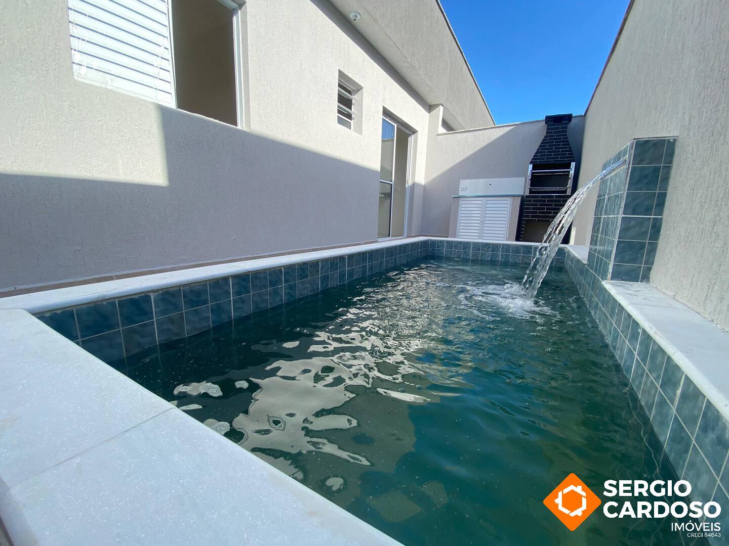 CONDOMÍNIO FECHADO COM 4 CASAS E PISCINA PRIVATIVA!  LADO PRAIA ITANHAEM/SP